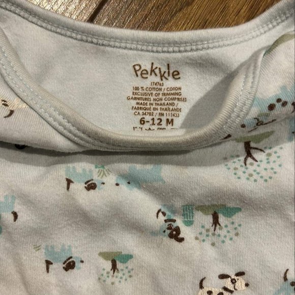 Dog in the park Onesie - Picture 2 of 3